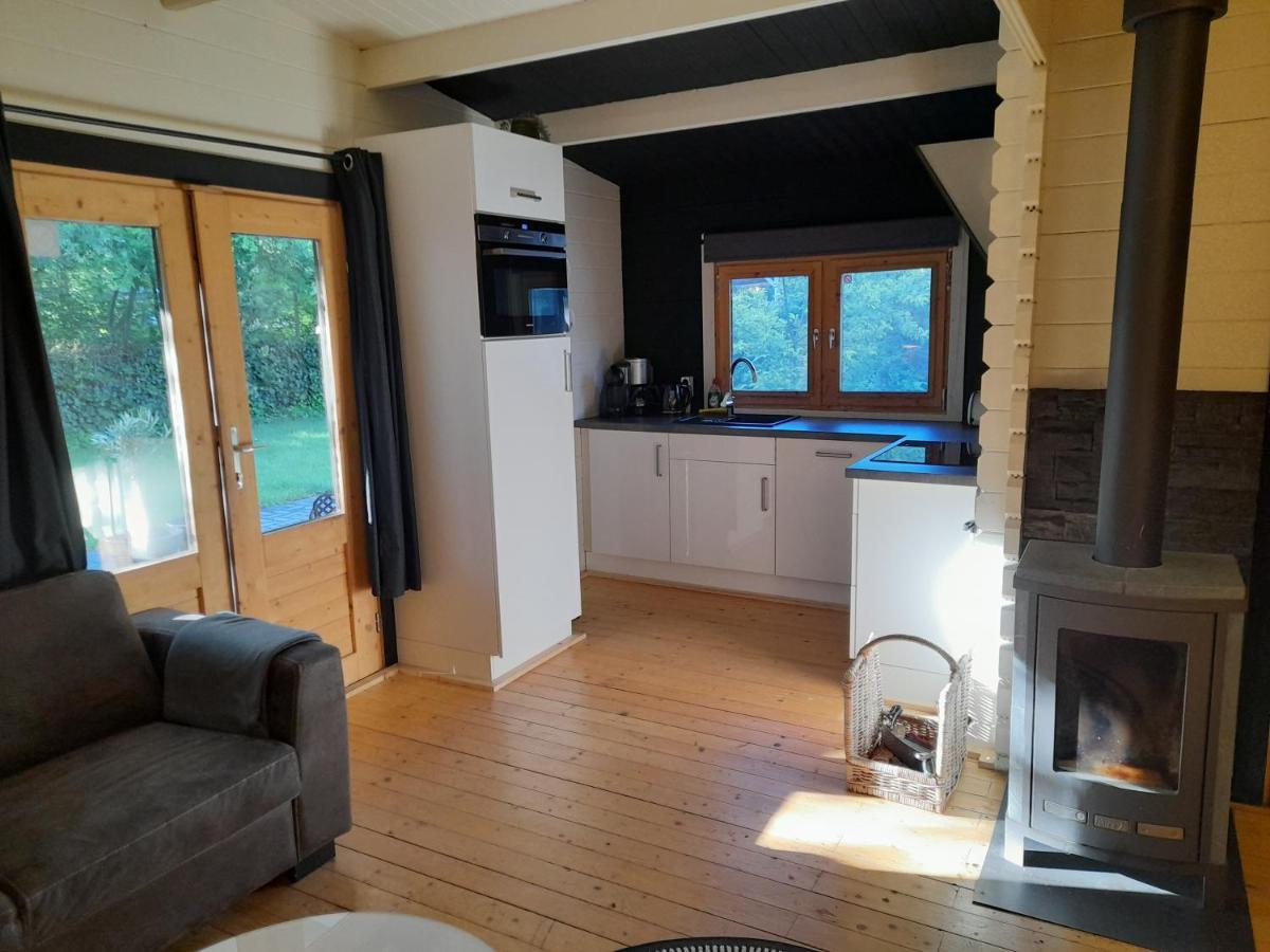 Carpe Diem, Het Ruime Chalet Met Houtkachel Nabij Wildlands Emmen Schoonebeek Kültér fotó